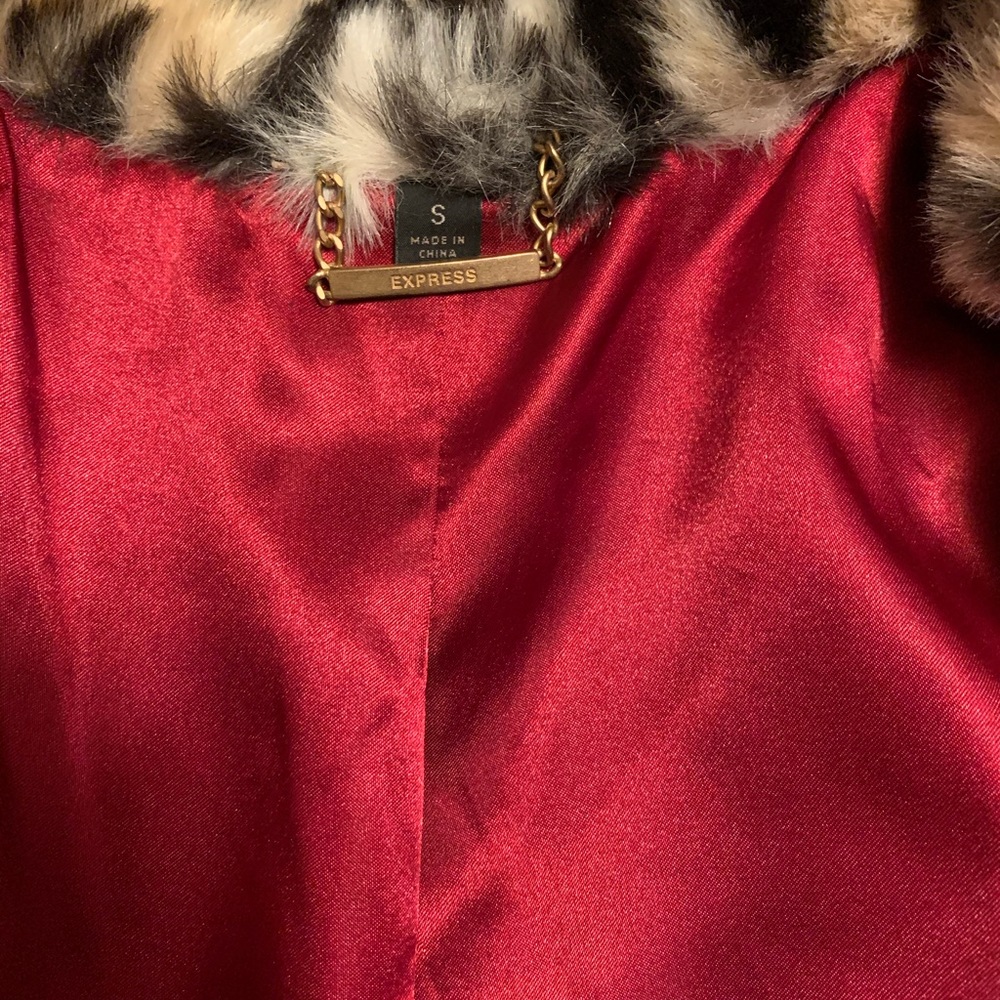 Faux fur coat - Picture 3 of 3